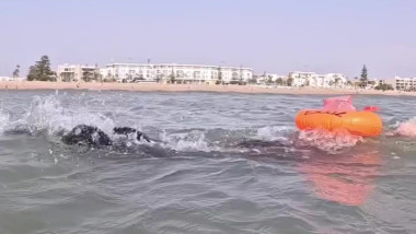 فوائد السباحة تفوق الخيال